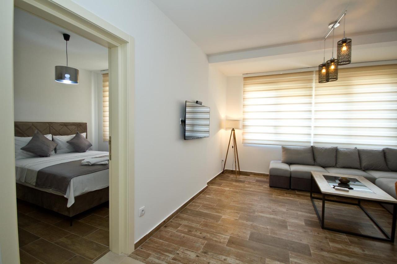Igman Apartments Tivat Luaran gambar