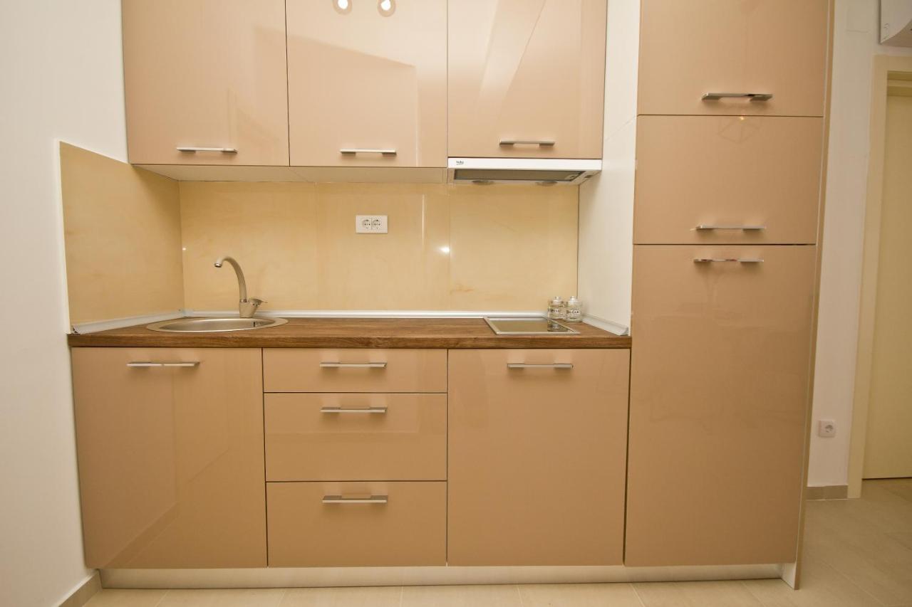 Igman Apartments Tivat Luaran gambar