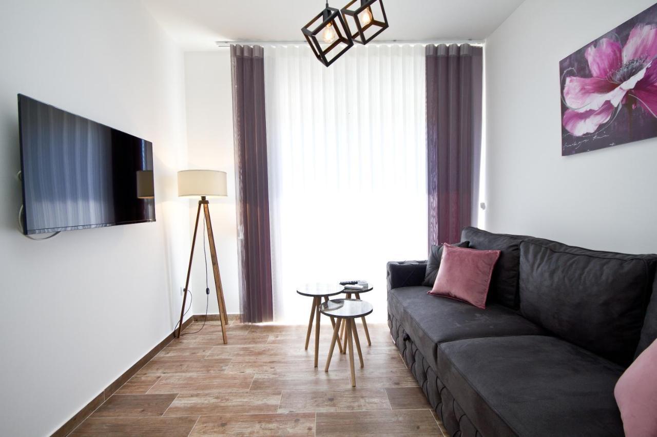 Igman Apartments Tivat Luaran gambar