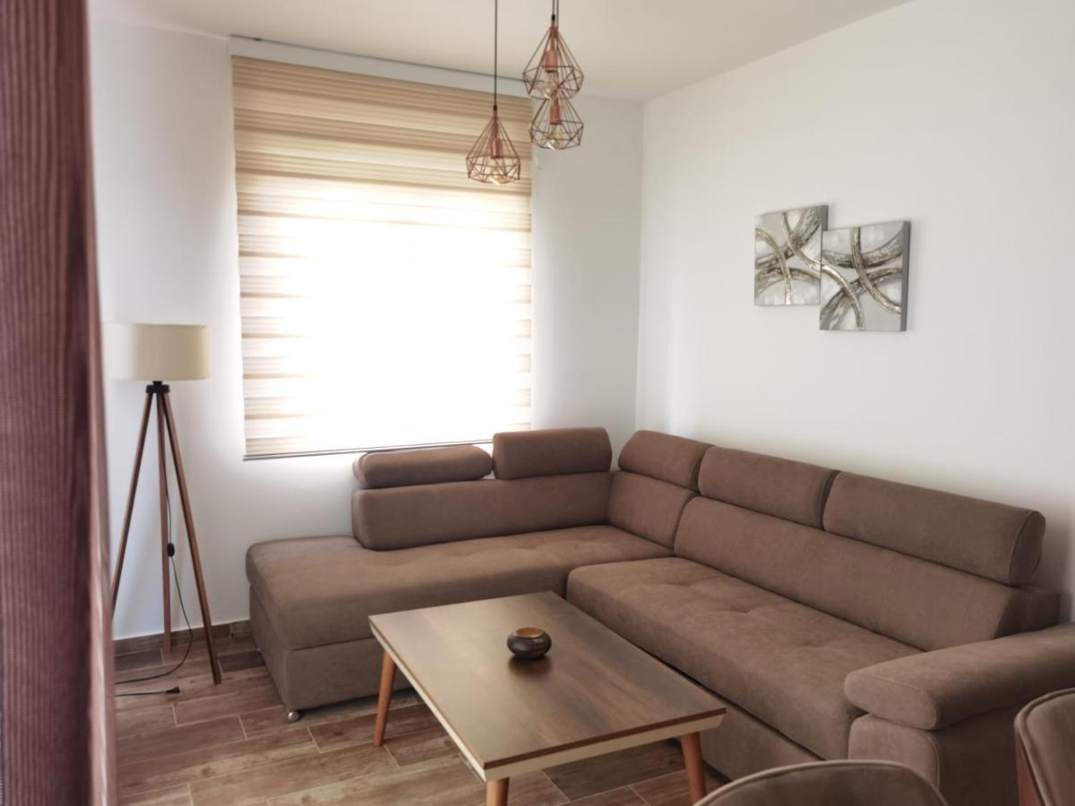 Igman Apartments Tivat Luaran gambar