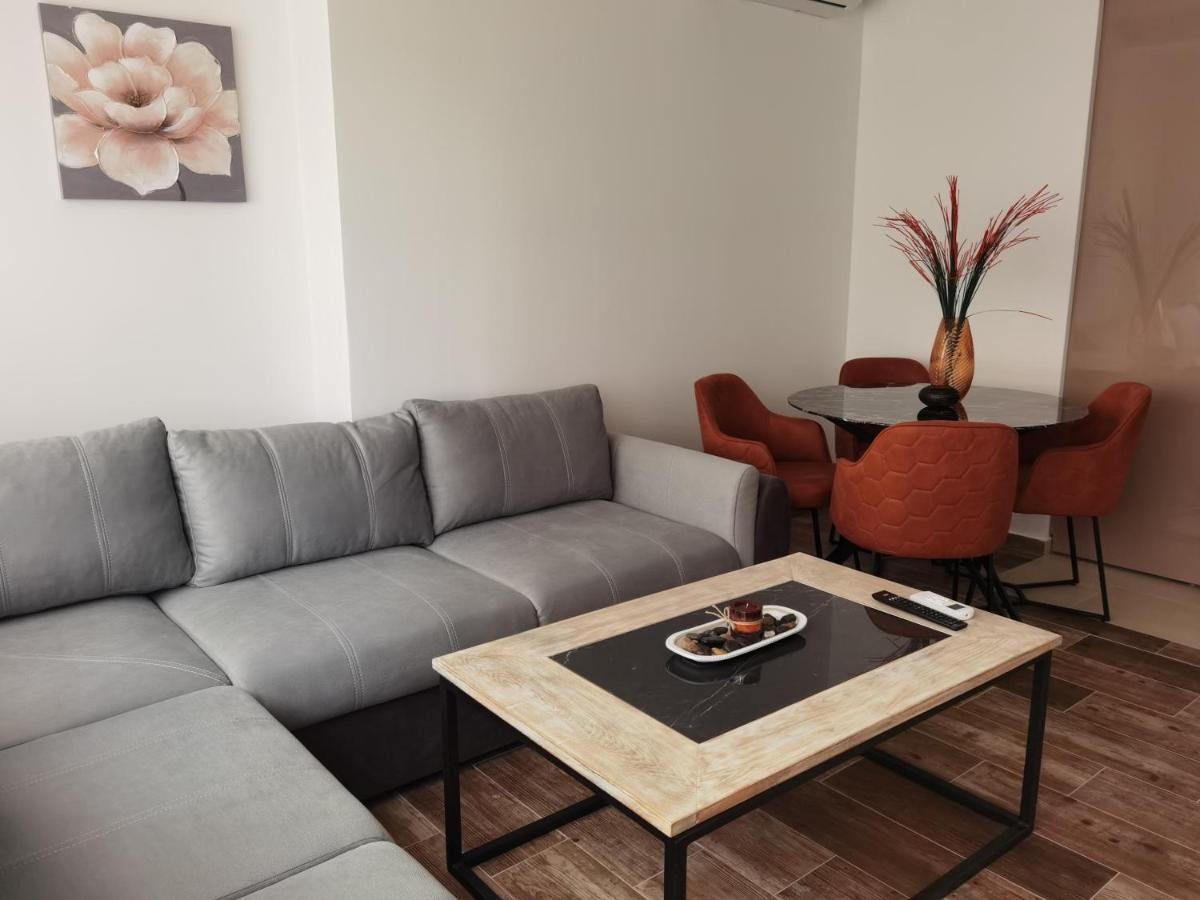 Igman Apartments Tivat Luaran gambar