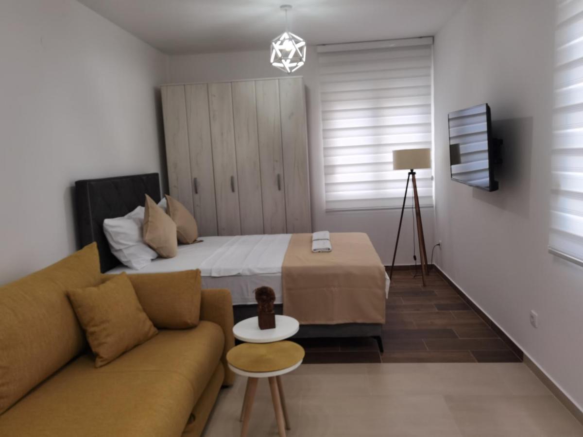 Igman Apartments Tivat Luaran gambar