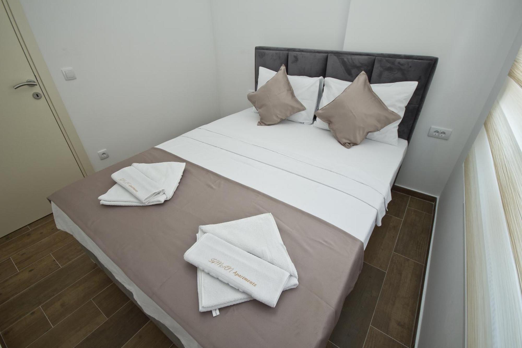 Igman Apartments Tivat Bilik gambar