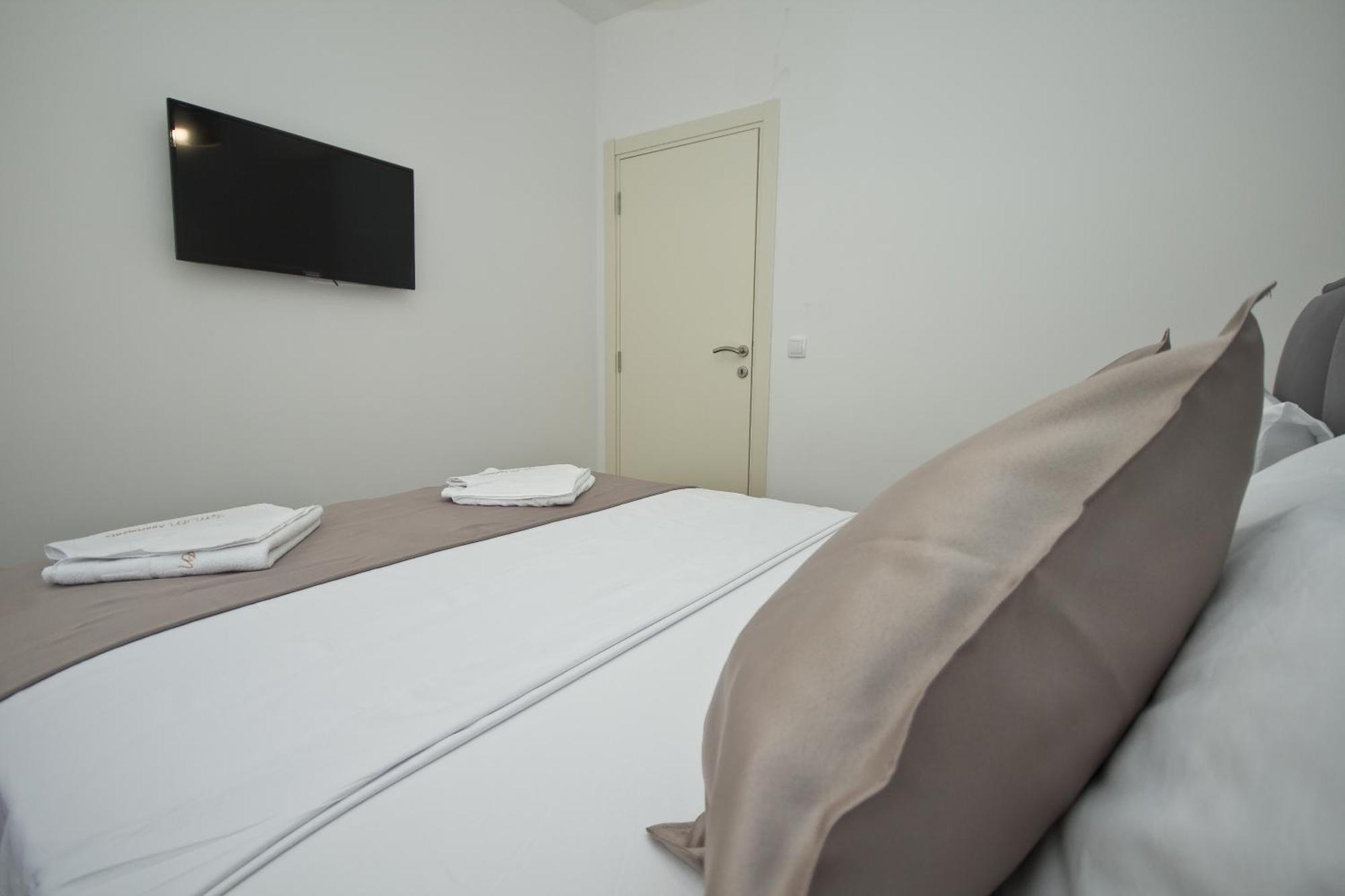 Igman Apartments Tivat Bilik gambar